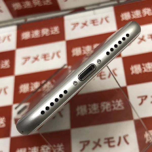 iPhone7 docomo版SIMフリー 32GB MNCF2J/A A1779 シルバー