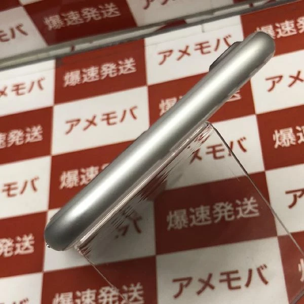 iPhone7 docomo版SIMフリー 32GB MNCF2J/A A1779 シルバー