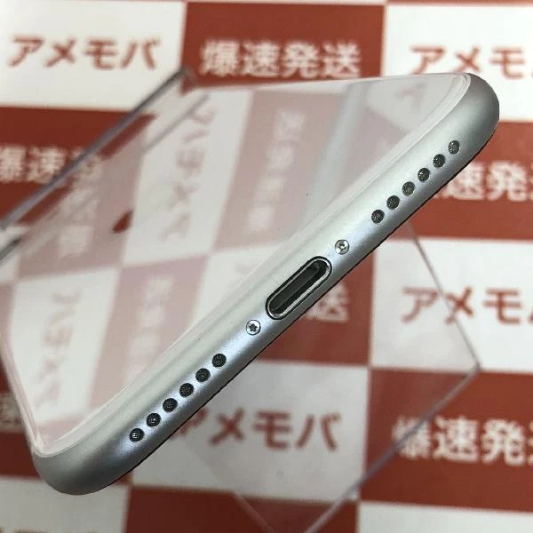 iPhoneSE 第2世代 docomo版SIMフリー 64GB MHGQ3J/A A2296 美品 ホワイト