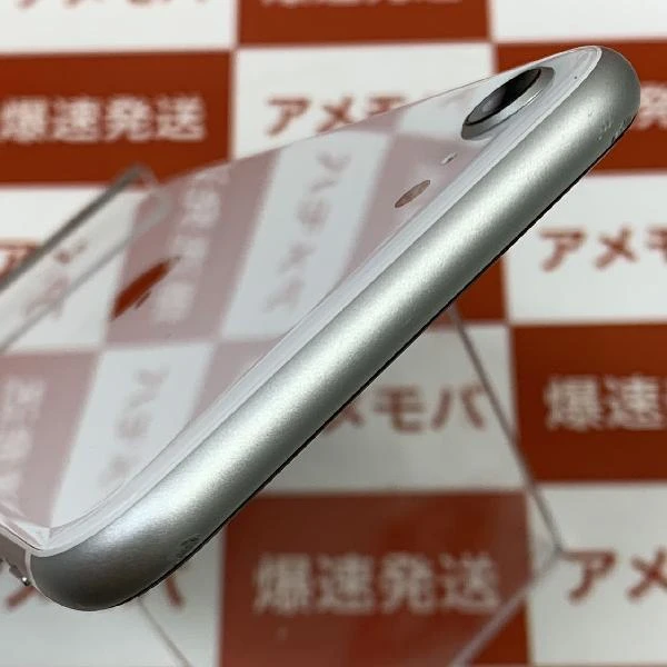 iPhoneSE 第2世代 au版SIMフリー 64GB MHGQ3J/A A2296 ホワイト