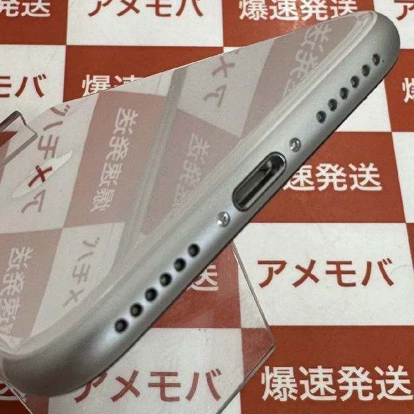iPhoneSE 第2世代 docomo版SIMフリー 64GB MHGQ3J/A A2296 極美品 ホワイト