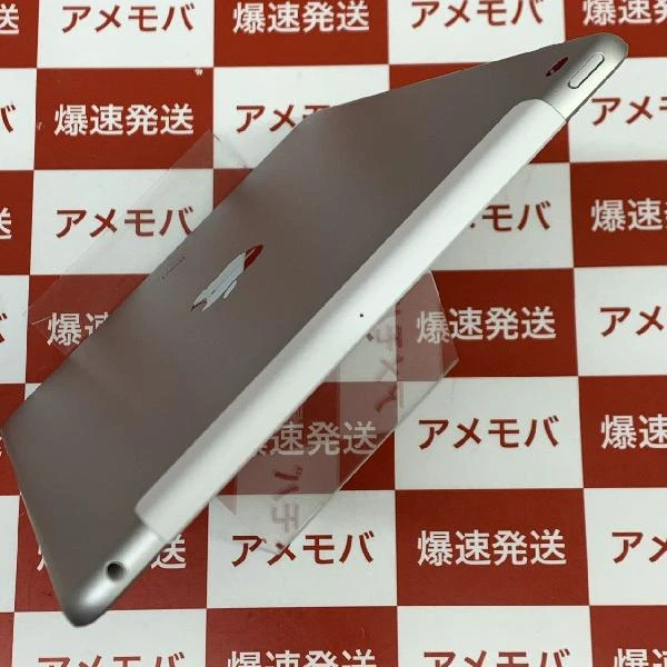 iPad 第8世代 Wi-Fiモデル 128GB MYLD2J/A A2270 極美品