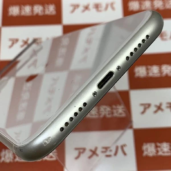 iPhone11 au版SIMフリー 128GB MWM22J/A A2221 ホワイト