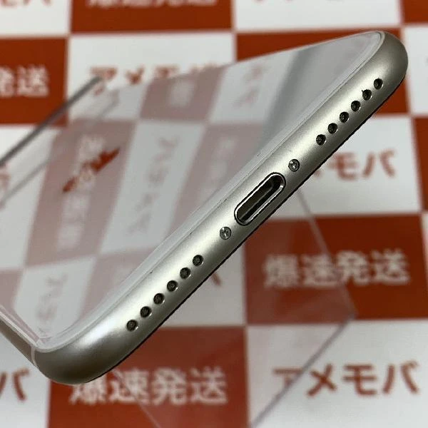 iPhoneSE 第3世代 au版SIMフリー 128GB MMYG3J/A A2782 新品同様