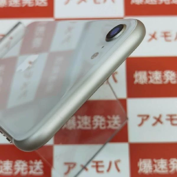 iPhoneSE 第3世代 docomo版SIMフリー 64GB MMYC3J/A 美品