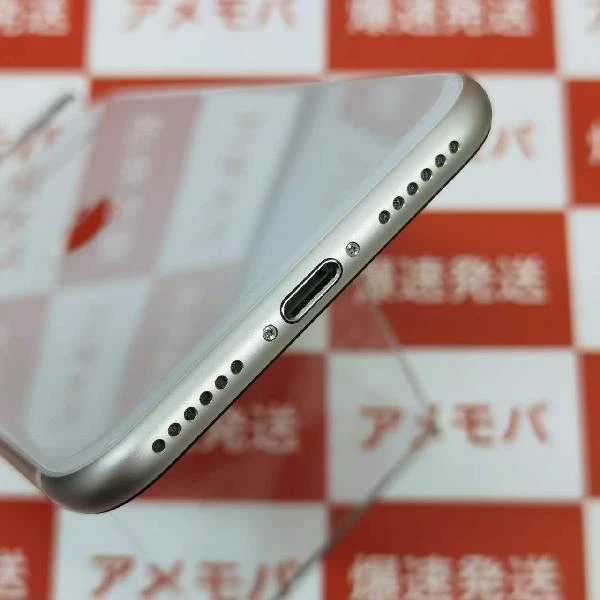 iPhoneSE 第3世代 Apple版SIMフリー 64GB MMYC3J/A A2782 極美品