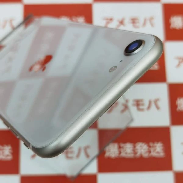 iPhoneSE 第3世代 Apple版SIMフリー 64GB MMYC3J/A A2782 極美品