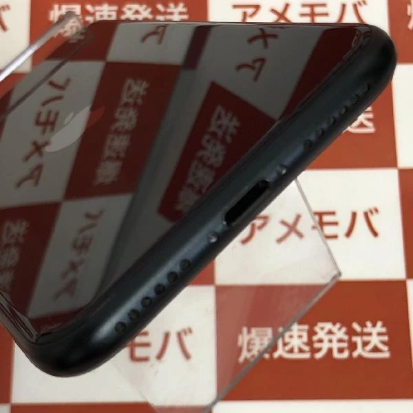 iPhoneSE 第3世代 au版SIMフリー 128GB MMYF3J/A A2782 極美品