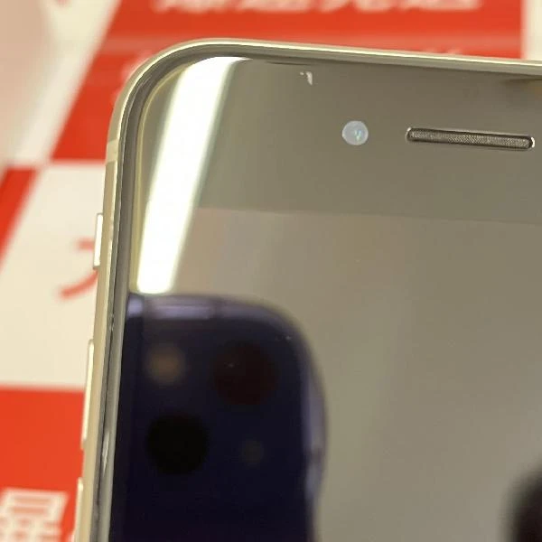 iPhoneSE 第3世代 au版SIMフリー 128GB MMYG3J/A 極美品