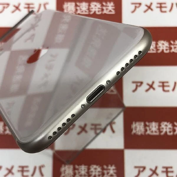 iPhoneSE 第3世代 Apple版SIMフリー 128GB MMYG3J/A A2782 ほぼ新品