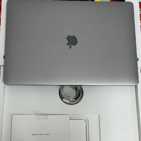 MacBook Pro 16インチ 2019  2.6GHz Core i7 16GB 512GB A2141 スペースグレイ