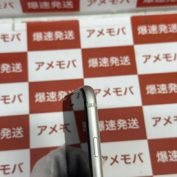 iPhoneSE 第3世代 64GB docomo版SIMフリー MMYD3J/A