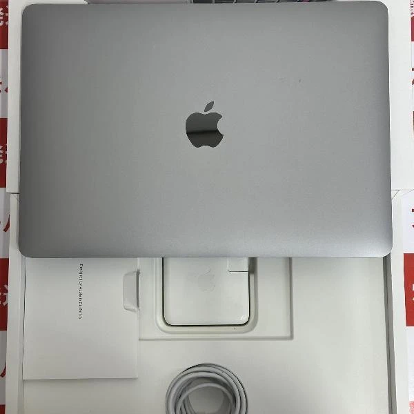 MacBook Pro 13インチ 2020 Thunderbolt 3ポートx2  1.4 GHz Core i5 8GB 256GB A2289 スペースグレイ
