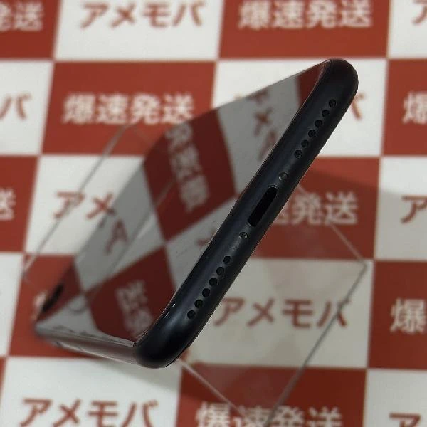 iPhoneSE 第3世代 docomo版SIMフリー 128GB MMYF3J/A A2782 極美品