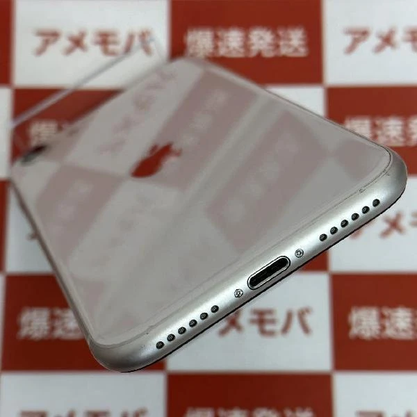 iPhoneSE 第3世代 au版SIMフリー 64GB MMYD3J/A A2782