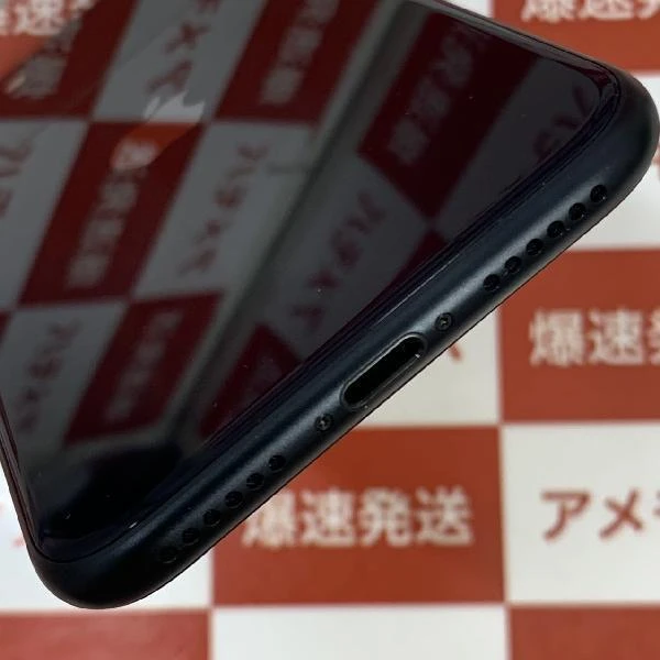 iPhoneSE 第3世代 楽天モバイル版SIMフリー 64GB MMYC3J/A A2782 極美品