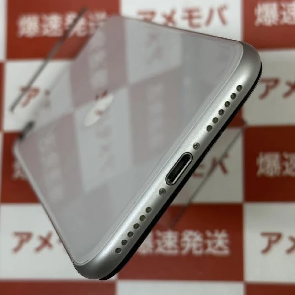 iPhoneSE 第2世代 au版SIMフリー 64GB MHGQ3J/A A2296 極美品 ホワイト