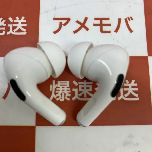 AirPods Pro MagSafe対応  MLWK3J/A ホワイト