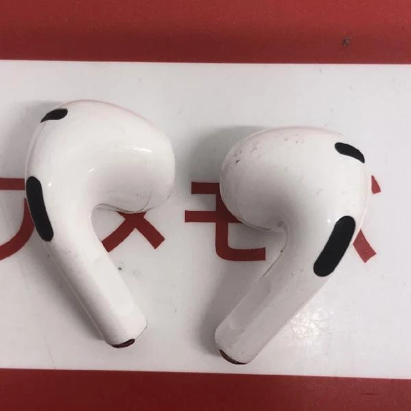 Apple AirPods 第3世代 Lightning充電ケース付き  MPNY3J/A ホワイト