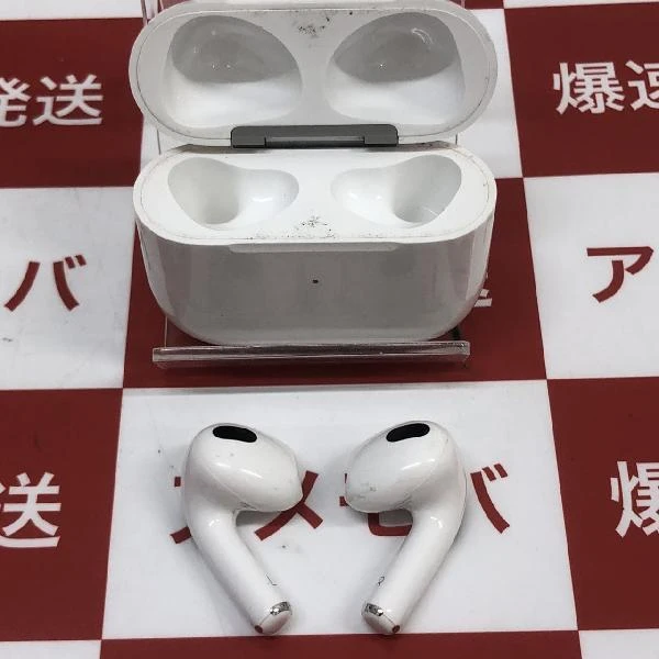 Apple AirPods 第3世代 Lightning充電ケース付き  MPNY3J/A ホワイト