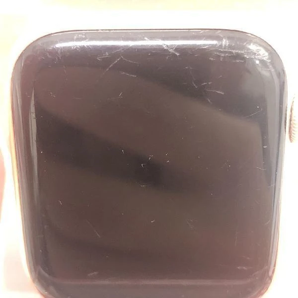 Apple Watch SE GPSモデル 32GB MKQ53J/A