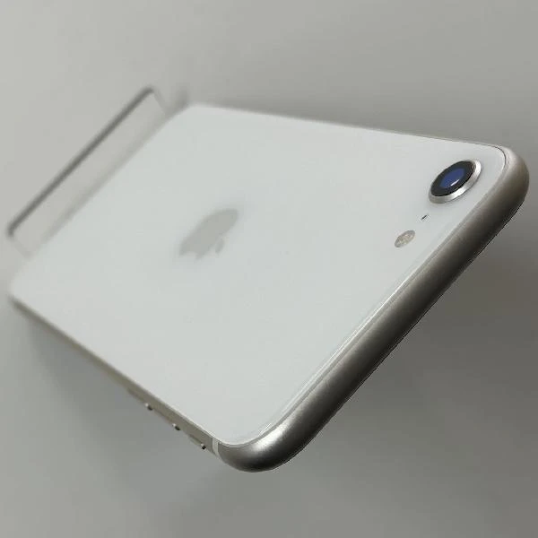 iPhoneSE 第3世代 au版SIMフリー 64GB MMYD3J/A A2782