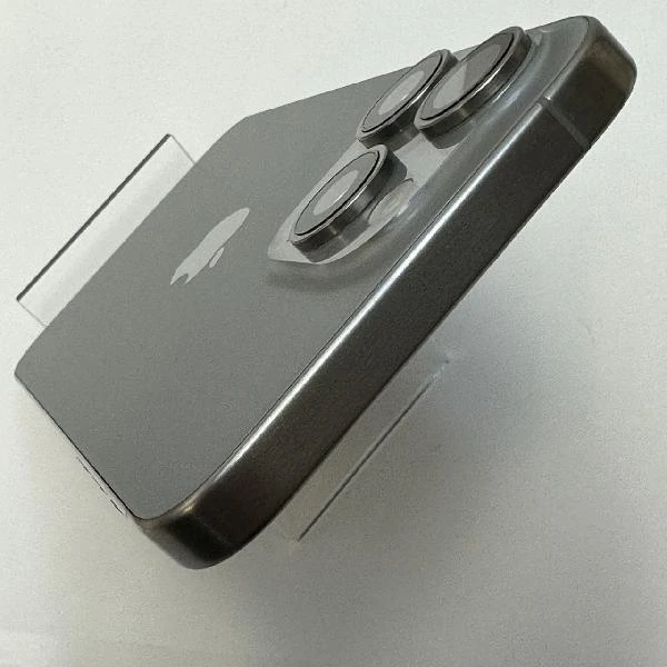 iPhone15 Pro Max SoftBank版SIMフリー 256GB MU6R3J/A A3105 極美品 No 商品カラー