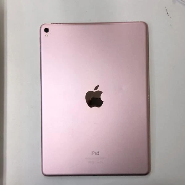 iPad Pro 9.7インチ Wi-Fiモデル 32GB 3A857J/A 訳あり品 ローズゴールド