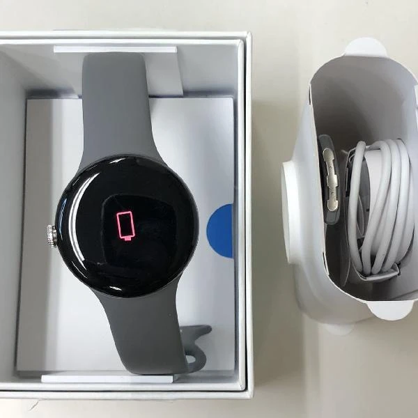 Google Pixel Watch 第1世代 Bluetooth/Wi-Fiモデル  GQF4C 新品同様