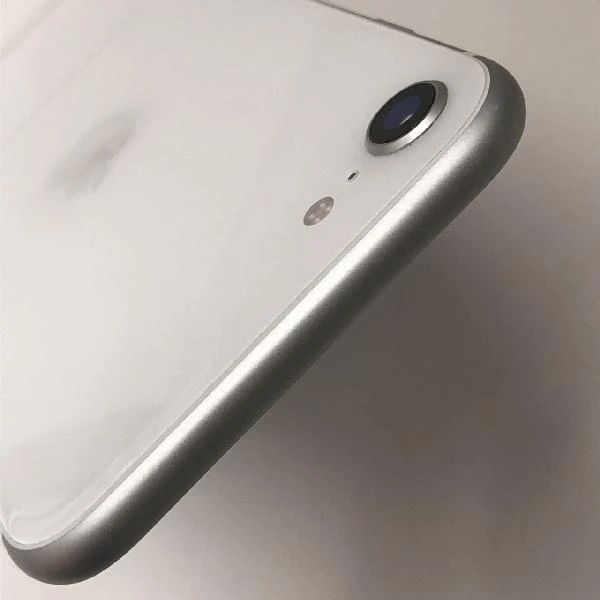 iPhoneSE 第2世代 楽天モバイル版SIMフリー 64GB MHGQ3J/A A2296 美品 ホワイト