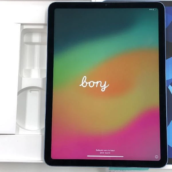 iPad Air 第5世代 Wi-Fiモデル 64GB MM9E3J/A A2588 ブルー