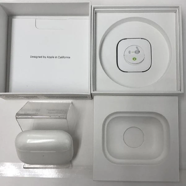 AirPods Pro  MWP22J/A A2190 ホワイト