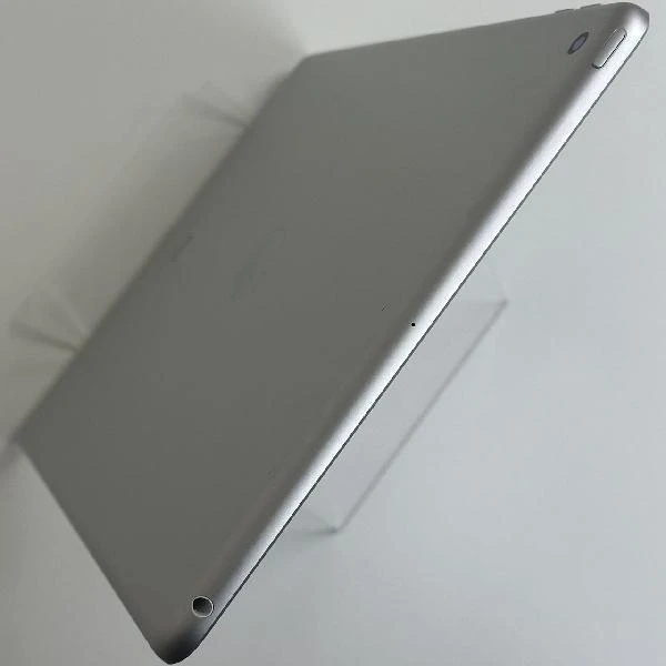 iPad 第8世代 Wi-Fiモデル 32GB MYLA2J/A A2270 訳あり品