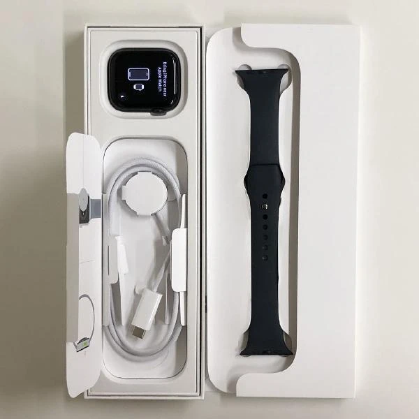 Apple Watch Series 9 GPSモデル 64GB MR9A3J/A A2980 美品