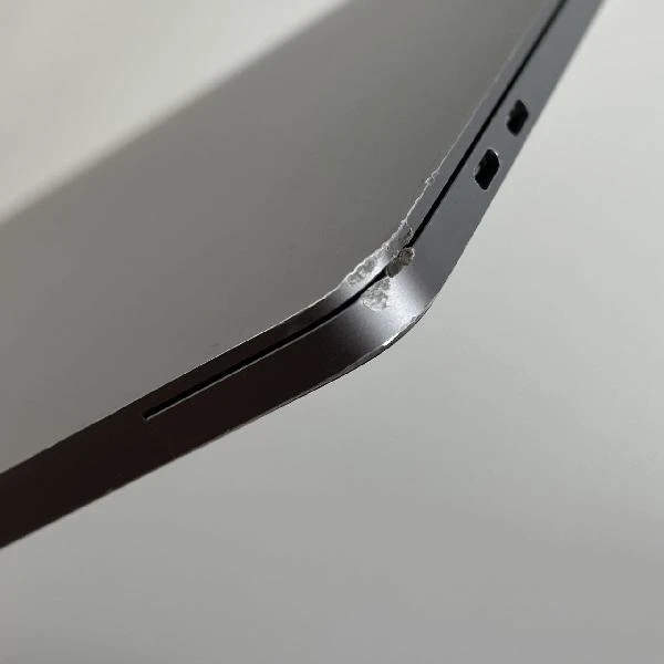 MacBook Pro 13インチ M1 2020 MYD82J/A 8GB/256GB スペースグレイ