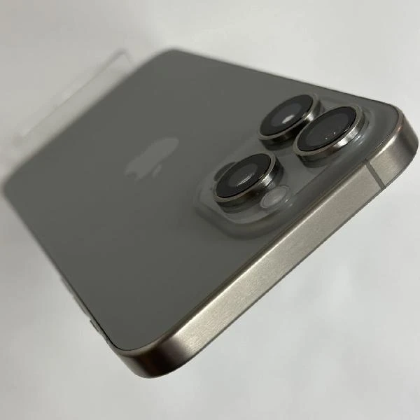 iPhone15 Pro Max Apple版SIMフリー 256GB MU6R3J/A A3105 極美品 No 商品カラー