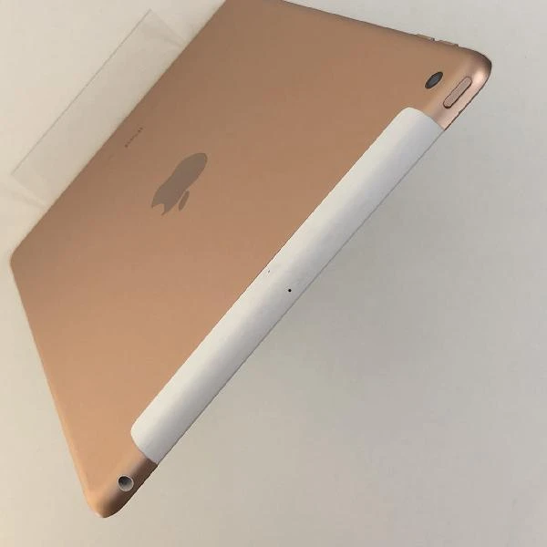 iPad 第6世代 SoftBank版SIMフリー 128GB MRM22J/A A1954