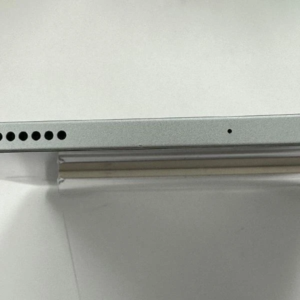 iPad Air 第4世代 Wi-Fiモデル 64GB MYFR2J/A A2316 グリーン