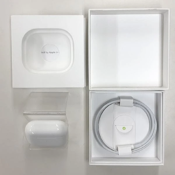 Apple AirPods 第3世代 Lightning充電ケース付き  MPNY3J/A 美品 ホワイト