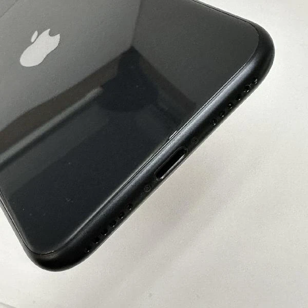 iPhoneSE 第2世代 au版SIMフリー 64GB MHGP3J/A A2296 極美品 ブラック