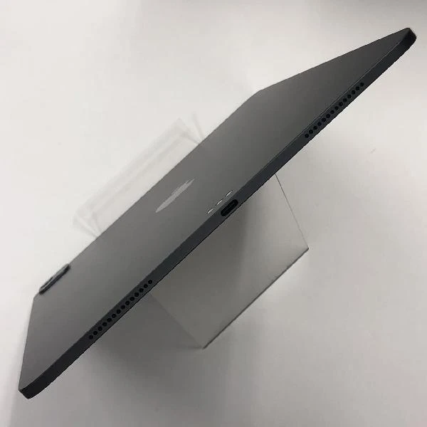iPad Pro 13インチ 第1世代 Wi-Fiモデル 128GB MPUD3J/A A2925 新品同様
