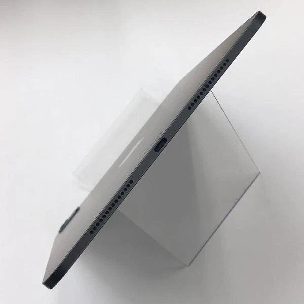 iPad Pro 11インチ 第5世代 Wi-Fiモデル 256GB MVV83J/A 極美品