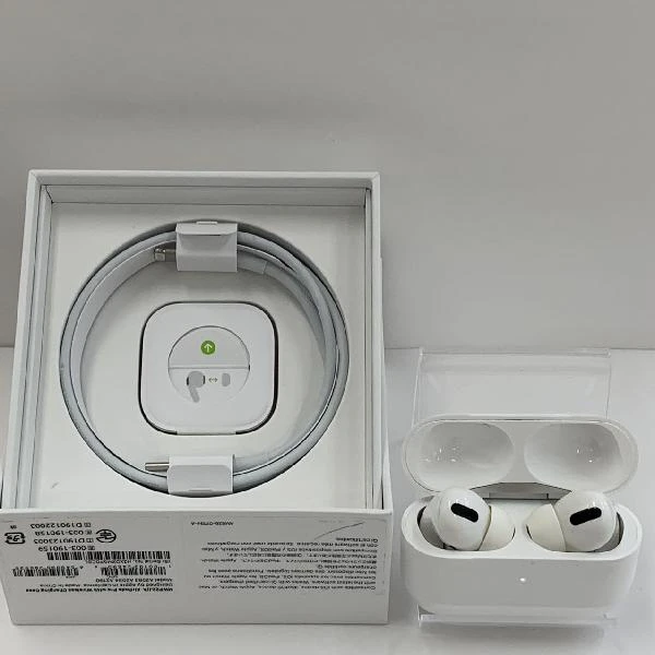 AirPods Pro  MWP22J/A ホワイト