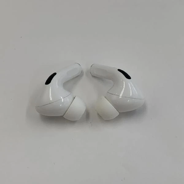 AirPods Pro MagSafe対応  MLWK3J/A ホワイト