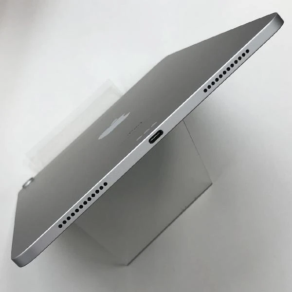 iPad Air 第4世代 Wi-Fiモデル 64GB MYFN2J/A A2316 極美品 シルバー