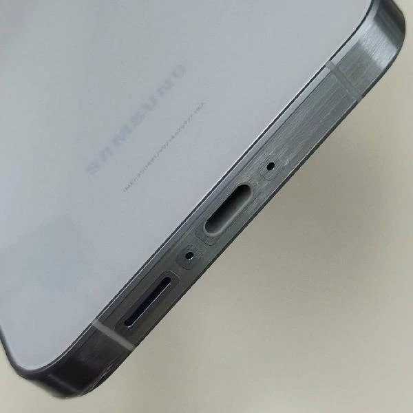 Galaxy A55 5G SC-53E docomo 128GB SIMロック解除済 SC-53E 新品同様