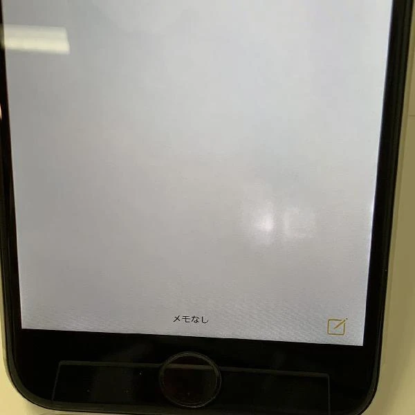 iPhoneSE 第3世代 128GB docomo版SIMフリー MMYG3J/A 訳あり品