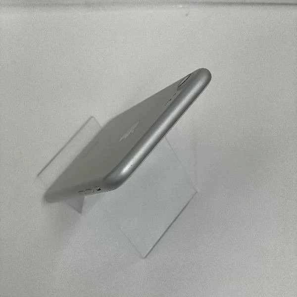 iPhone7 au版SIMフリー 32GB MNCF2J/A A1779 シルバー