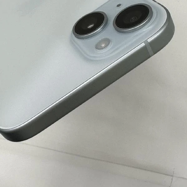 iPhone15 Plus Apple版SIMフリー 256GB MU0N3J/A A3093 新品同様