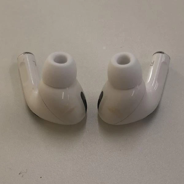 AirPods Pro  MWP22J/A ホワイト